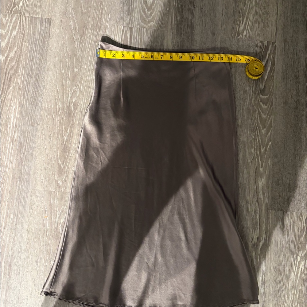 Lilysilk Silk Midi Skirt - Gray - Picture 4 of 5